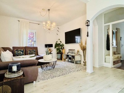 Kompaktes Einfamilienhaus mit Stil und Charme...