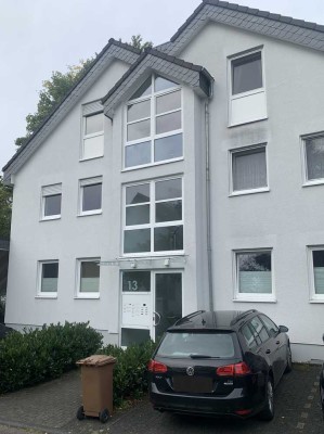 Ruhige sonnige 4-Zimmer-Wohnung mit Süd-/ Westbalkon in Bergisch Gladbach