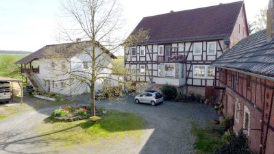 Wunderschöner Bauernhof mit Ackerland außerhalb von Alsfeld