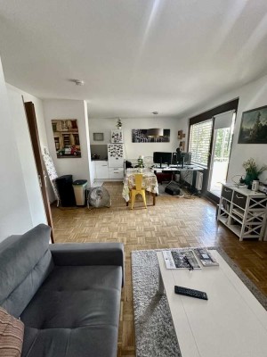 Traumhafte 2-Zi.-WHG mit Balkon nähe Milano