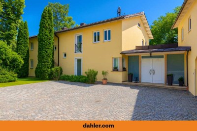 DAHLER -  Ruhig gelegenes Anwesen mit Schwimmbad