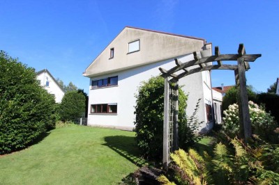 Großes Einfamilienhaus in bester Wohnlage