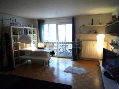 Nähe Galgenberg : sonnige 2 Zimmer Wohnung mit Südbalkon inklusive zwei Stellplätze