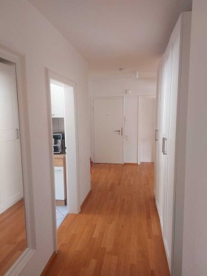 Gut geschnittene  3-4 Zimmer-Wohnung mit Balkon, Gartennutzung, Einzelgarage in Essen-Heidhausen