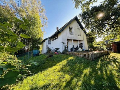 sonniges Grundstück mit Altbestand im Herzen von Ebersberg