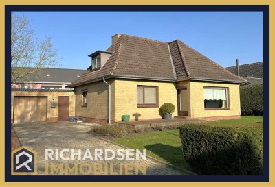 Gepflegtes Einfamilienhaus mit Garage und Terrasse in ruhiger Lage