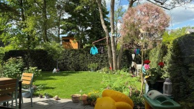 Charmantes 3 Zimmer Townhouse, provisionsfrei, mit Garten und Garage in Berlin Nikolassee