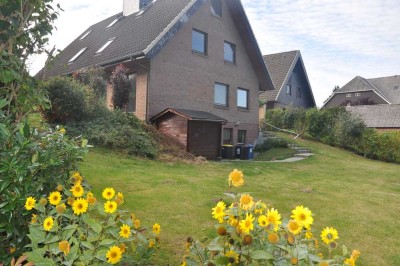 Gepflegte Doppelhaushälfte im Grünen mit schönem Garten am Rande von Bad Oldesloe