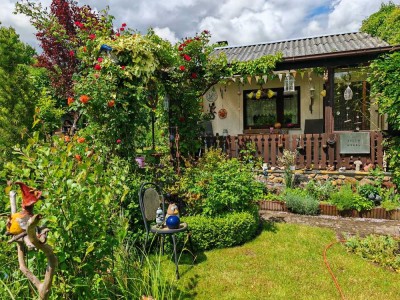 Den Sommer geniessen! Top-Gartenhaus mit Garten auf gesichertem Pachtland!