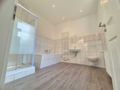 Große 5-Zimmer-Wohnung in Perleberg, Erdgeschoss