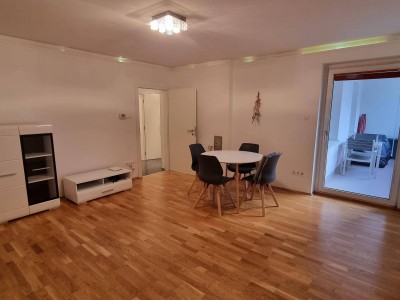 Helle 2-Zimmer-Wohnung mit Blick in den ruhigen Innenhof – perfekt für Paare.