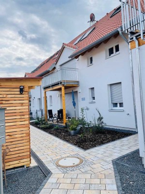 Stilvolle, geräumige 2,5 Zimmer-Wohnung mit EBK in Baindlkirch (Ried)