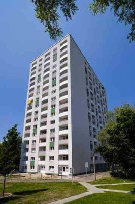 Wir sanieren für Sie: Familienfreundliche 3-Zimmerwohnung mit Balkon und Aufzug!