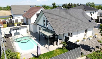 Elegantes Einfamilienhaus mit Pool in Schutterzell – Ihr Traumhaus wartet auf Sie!