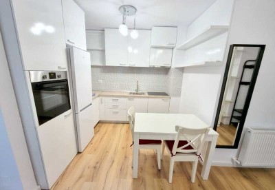 Helle 1 Zimmer Wohnung Balkon