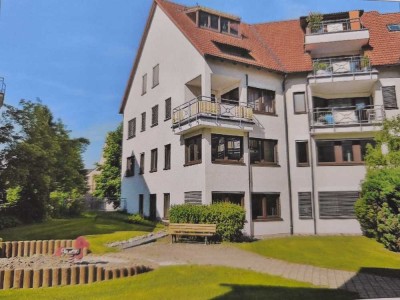 Elegante helle 3-Zimmer Wohnung mit Balkon und Garage nähe Riettor