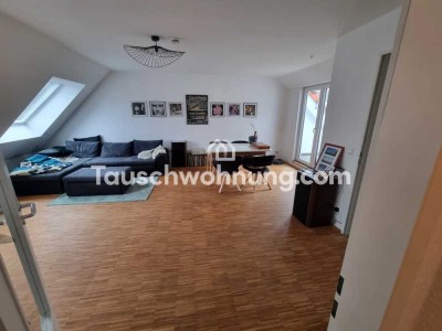 Tauschwohnung: Schöne DG Wohnung mit Balkon