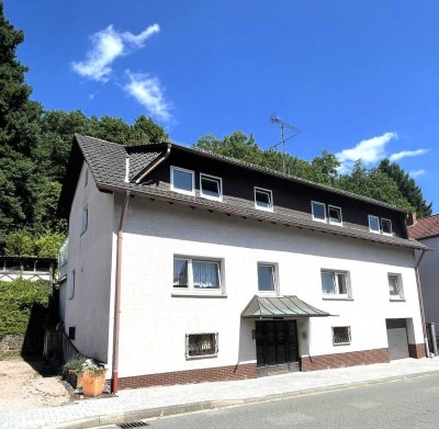 Großes Haus mit zusätzlichem Baukorridor