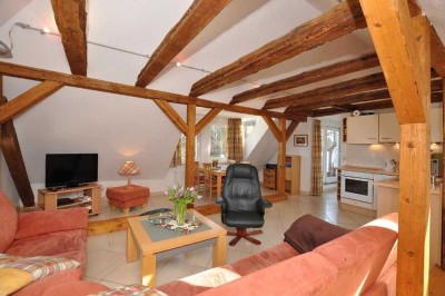 Gemütliche Dachgeschosswohnung mit Balkon
