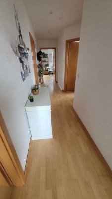 ** gemütliche 4-Zimmer-Wohnung zu vermieten **