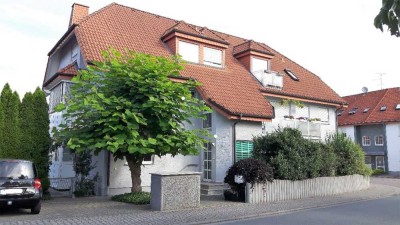 Schöne 2 ZW + Büroraum im 2 Fa.-Haus in Rödermark