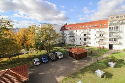 Gepflegte 3-Zi.-Maisonette mit Balkon, Fahrstuhl und TG-Stellplatz in Top-Lage