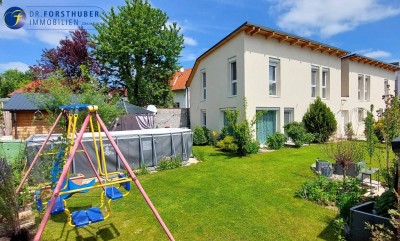 ZWEI GETRENNTE WOHNUNGEN IN EINEM NEUWERTIGEN DOPPELHAUS IN GRÜNRUHELAGE