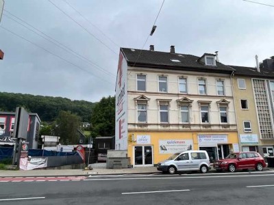 Ansprechende 2-Zimmer-DG-Wohnung nebst großer Wohnküche in Wuppertal