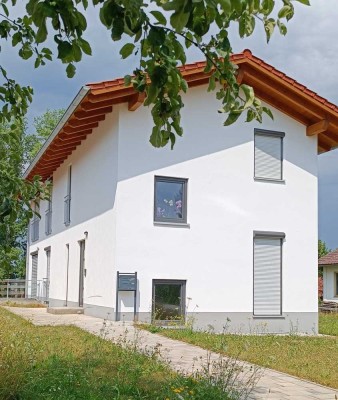 Neuwertige sonnige 2-Zimmer-Wohnung