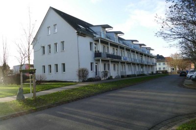 Schöne 2-Zimmer-Wohnung mit großer Dachterrasse!