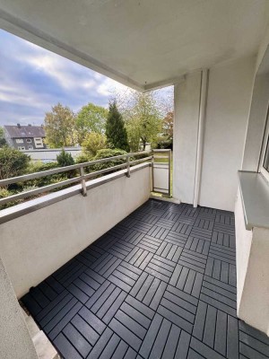 Großzügige 4-Zimmer-Wohnung mit Balkon in Bochum-Weitmar-Mark
