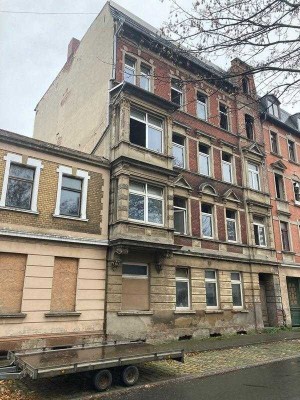 Kleines sanierungsbedürftiges Mehrfamilienhaus in Zeitz