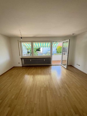 Helle, ruhige 3-Zimmer-Wohnung mit Balkon & Garage