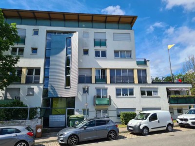 helle 2-Zimmer Erdgeschosswohnung mit Terrasse in Stuttgart