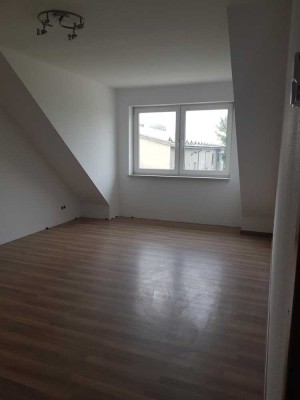 Schöne, vollständig renovierte 5-Zimmer-Maisonette-Wohnung zur Miete in Burg stargard