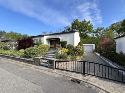 Schönes Einfamilienhaus/Bungalow mit viel Platz in ruhiger Lage in Sondernheim