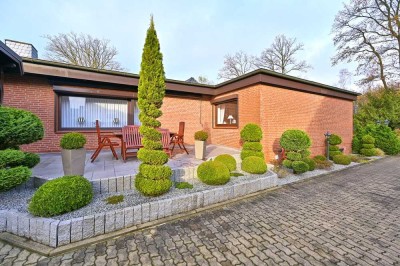 Familienfreundlicher Bungalow mit Kamin und Wellnessbereich am Rande der Moorwegsiedlung