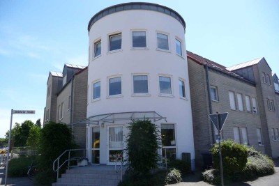 Gepflegte 4-Raum-Wohnung mit Balkon und Einbauküche in Rheine