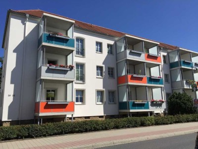 Geräumige 2-Raum-Wohnung mit Balkon im Stadtkern!