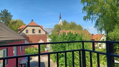 Im ruhigen Herzen von DO-Kirchlinde: Helle großzügige 4-Zimmer-Wohnung mit Balkon und Stellplatz