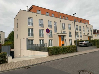 Moderne, helle 2-Raum-Wohnung mit Terrasse und Einbauküche in Köln Porz