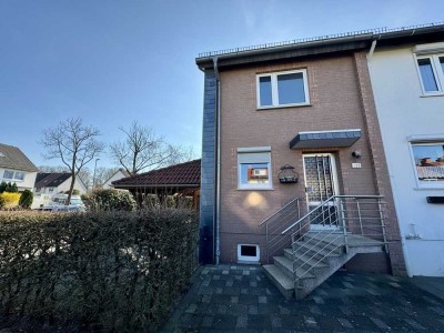 Reihenendhaus mit angrenzendem Carport in Huchting