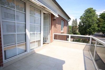 Helle großzügige 5-Zimmer Maisonettewohnung in Großburgwedel