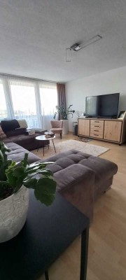 Sonnige, helle Etagenwohnung PROVISIONSFREI