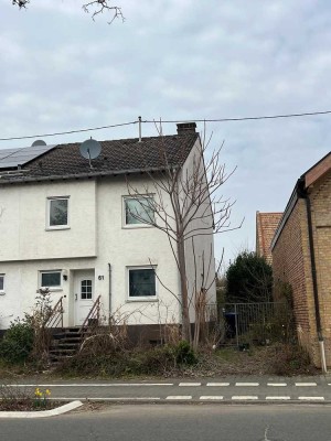 6,5-Zimmer-Reihenendhaus in Pfaffen-Schwabenheim