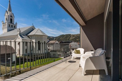 SCHLADMING-ZENTRUM: DESIGNER-TERRASSENWOHNUNG MIT RUNDUM-BLICK IN DIE BERGLANDSCHAFT!