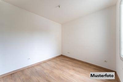 +++ 2-Zimmer-Wohnung mit Pkw-Stellplatz +++
