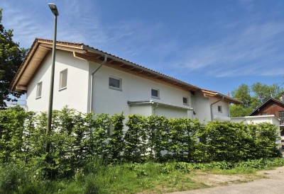 Großes Wohnhaus in Lechnähe - umgeben von Natur - wohnen in traumhafter Lage