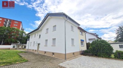 Toll für Singles und Pärchen: Sanierte 2-Zi Whg mit Terrasse und Garage in 2-Familienhaus,