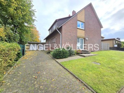 Gepflegtes Zweifamilienhaus in Jever: Solide Kapitalanlage